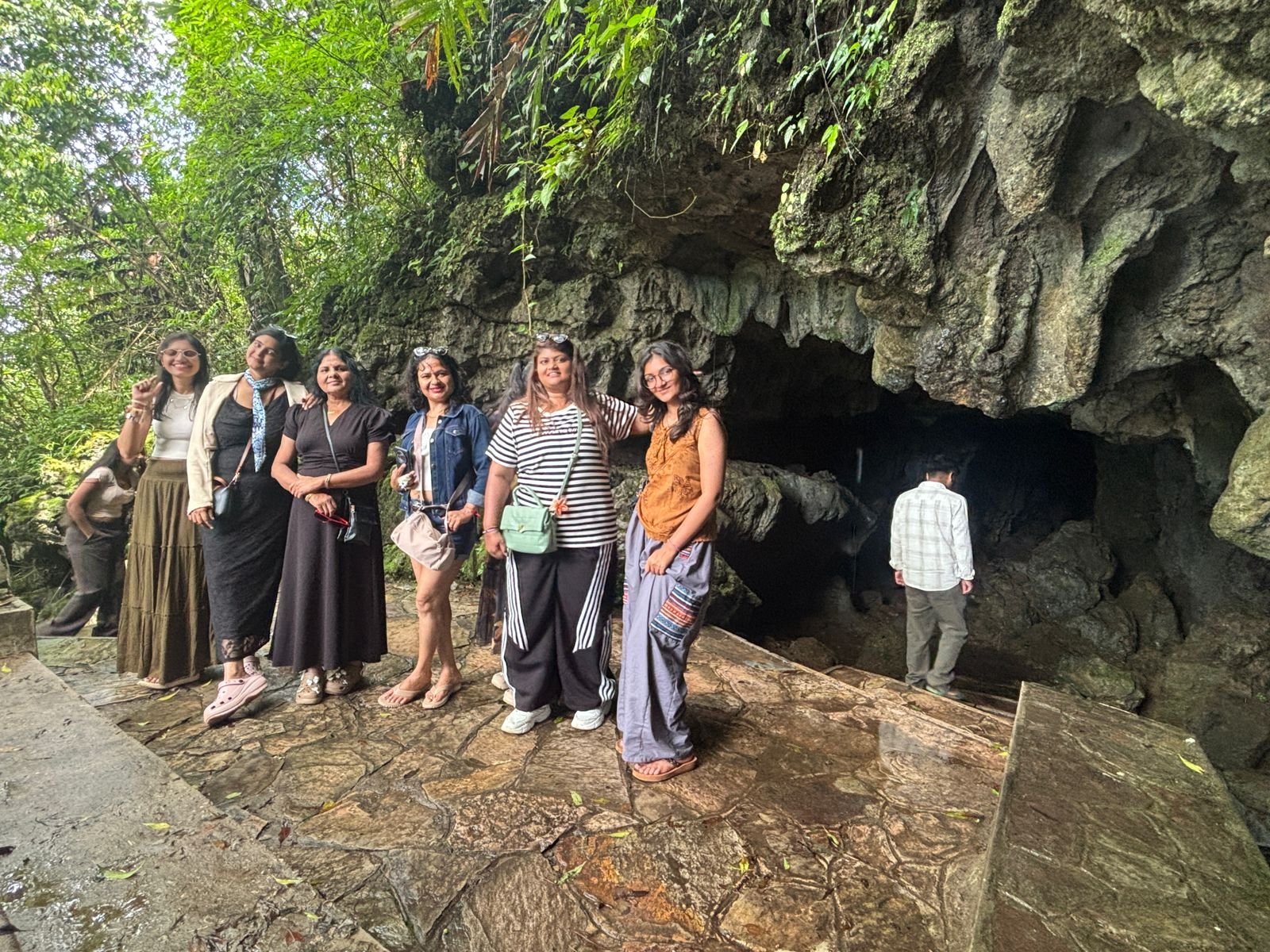 MEGHALAYA MONSOON TRIP π§οΈ